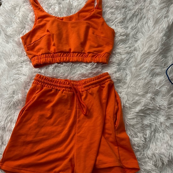2 piece short set - Picture 1 of 1